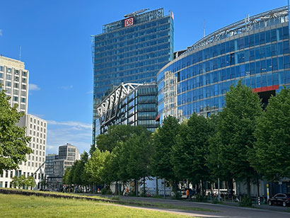 Bahnhof-Berlin Sony-Center Berlin